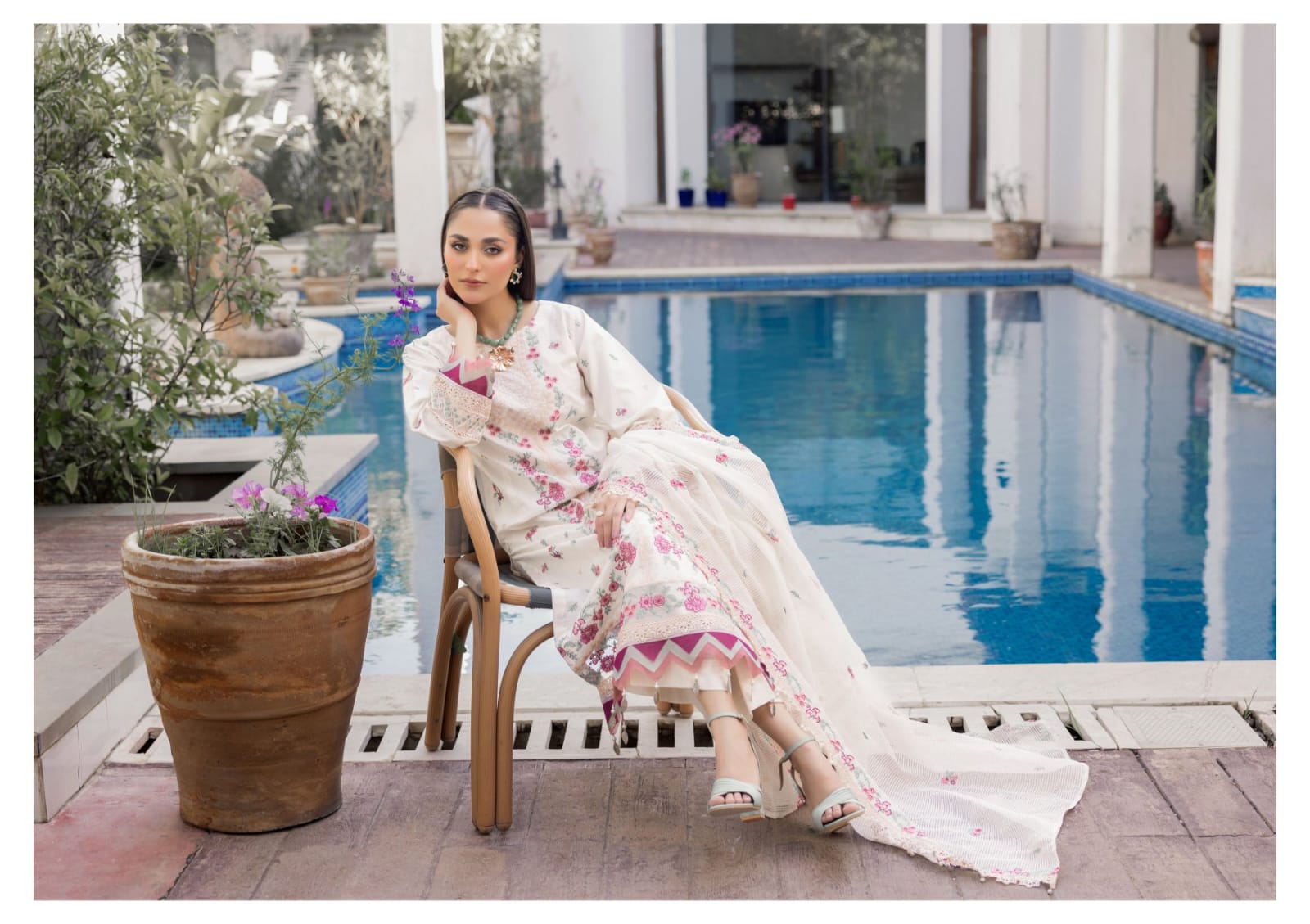 Unisex Oversized Winter Hoodie – Fleece-Lined Comfort for Cold Weather Style image 2